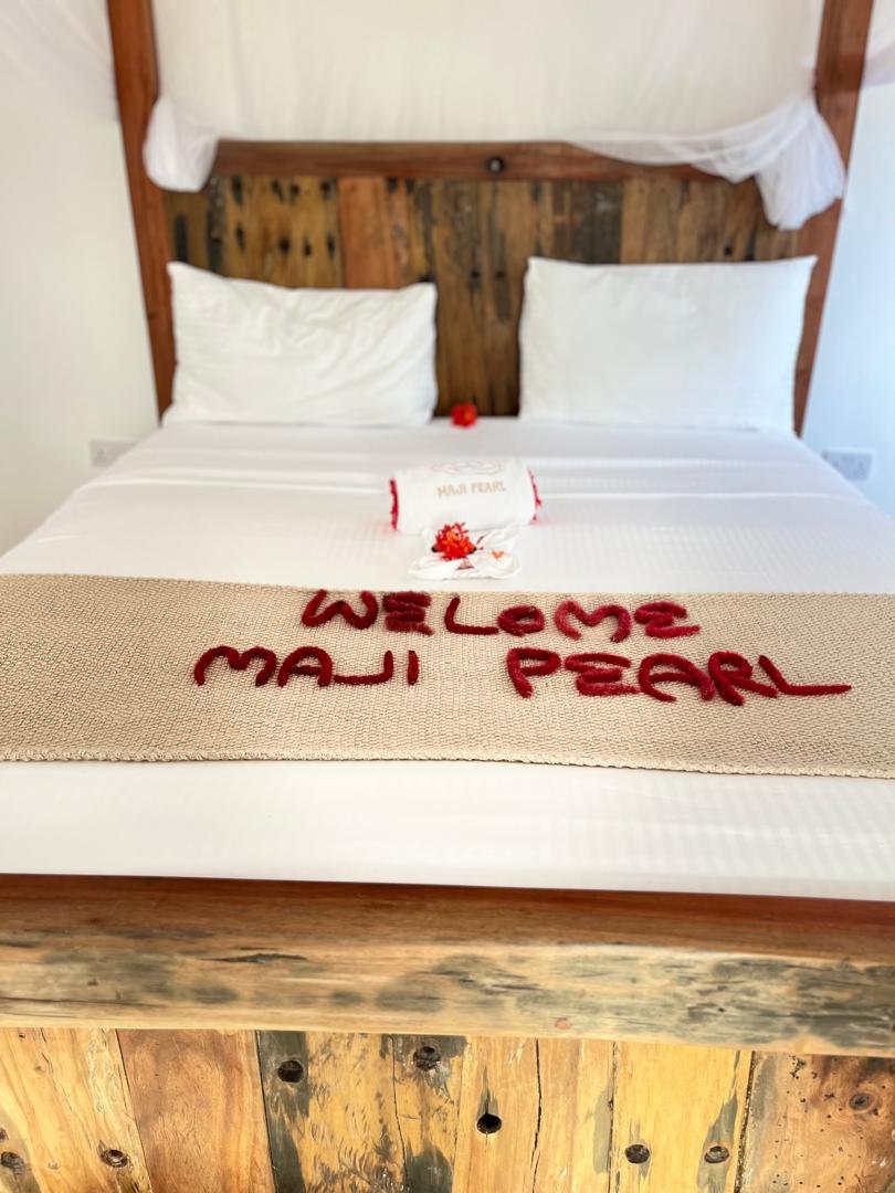 WhatsApp Image 2025-10-07 at 00.29.35_30f22f63