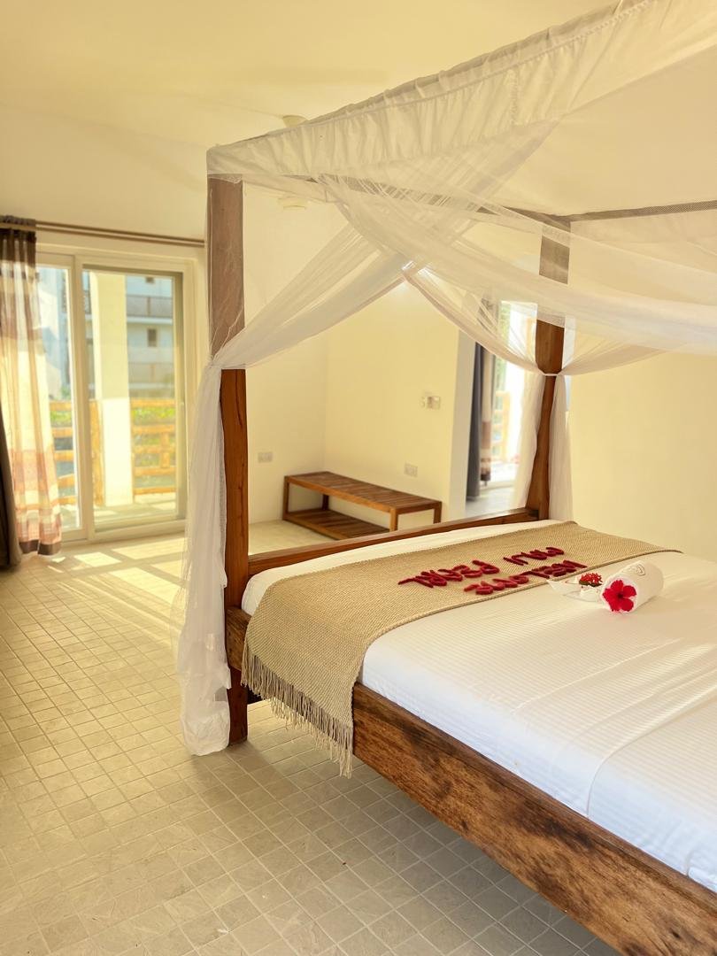 WhatsApp Image 2025-10-07 at 00.29.35_36c382ff